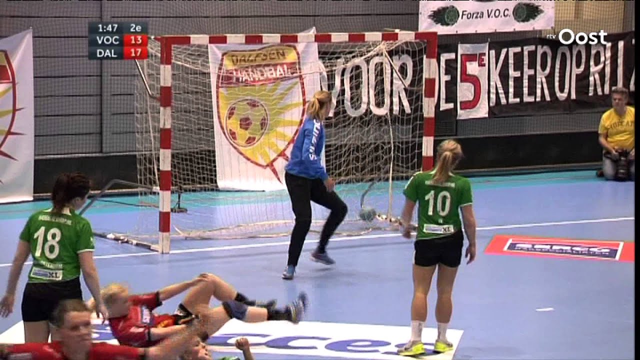 Handbalsters Dalfsen pakken vijfde landstitel op rij