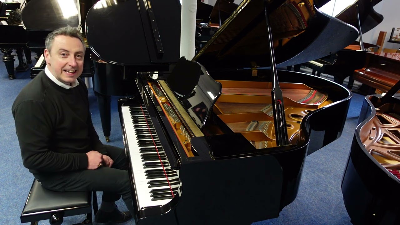 Used Young Chang G175 Baby Grand Piano Demonstration & Review By Graham Blackledge