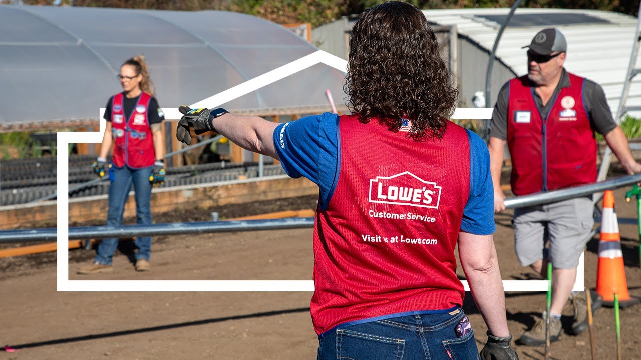 A Growing Impact: Lowe’s Helps Clark County Veterans Garden Expand Its Reach