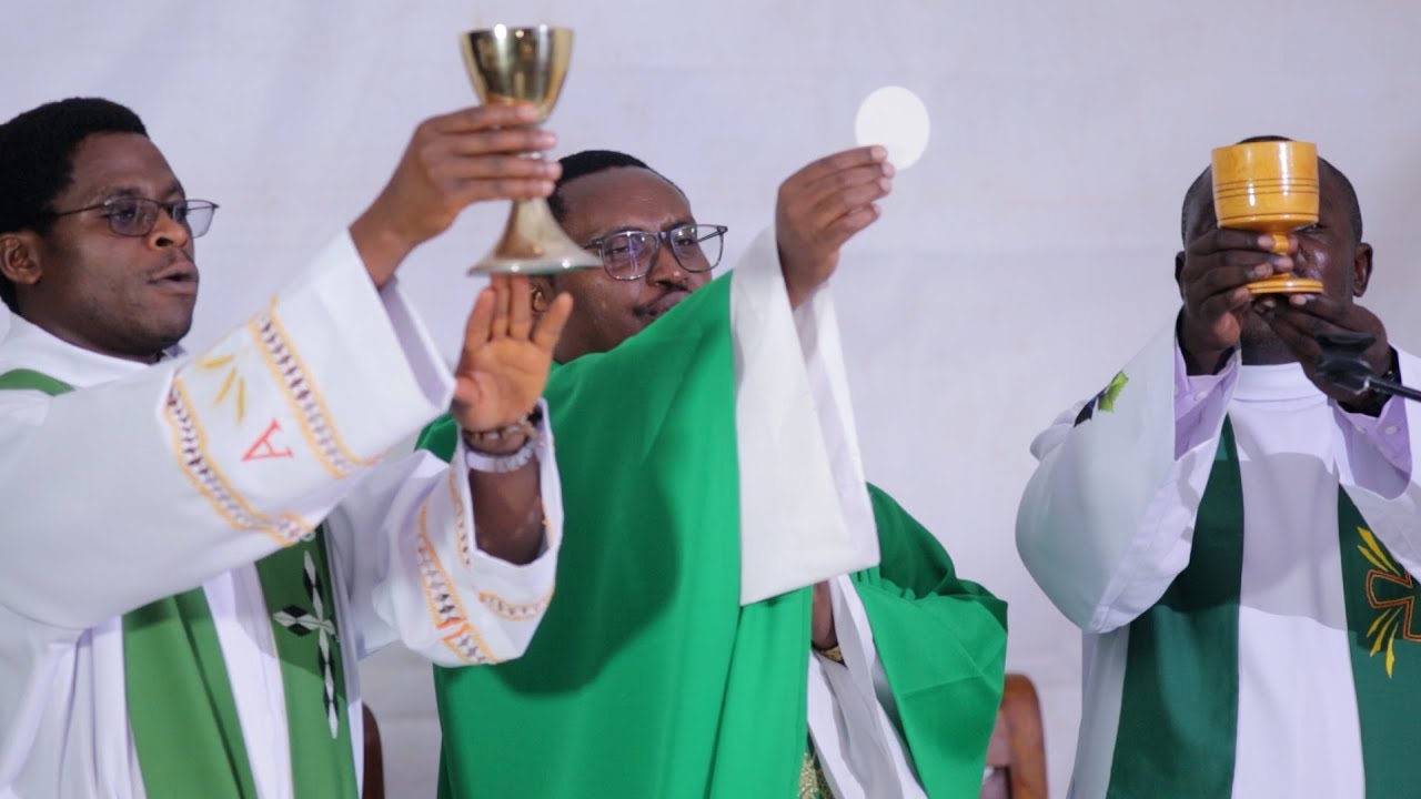 GIKONDO: IMPUZA ST EMMANUEL YIZIHIJE UMUNSI MUKURU WAYO MU BIRORI BIDASANZWE.