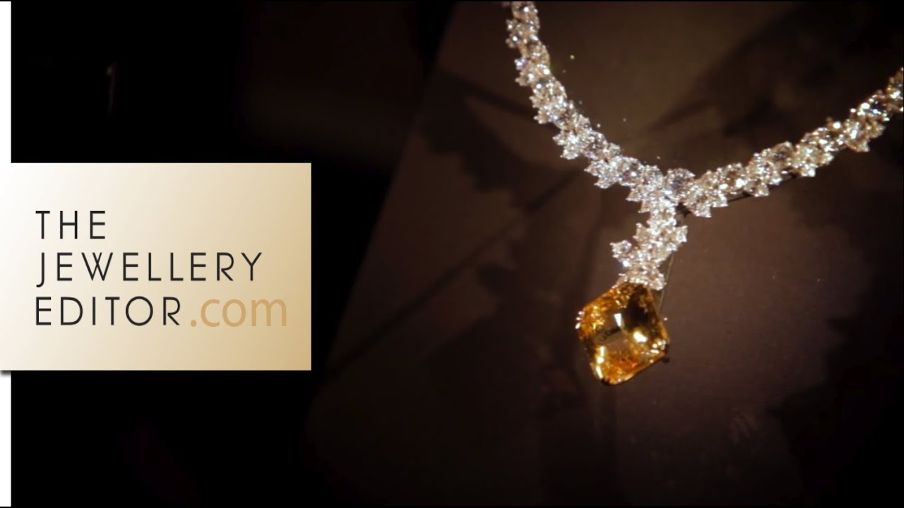 Harry Winston jewellery at the V&A Hollywood Costume exhibition