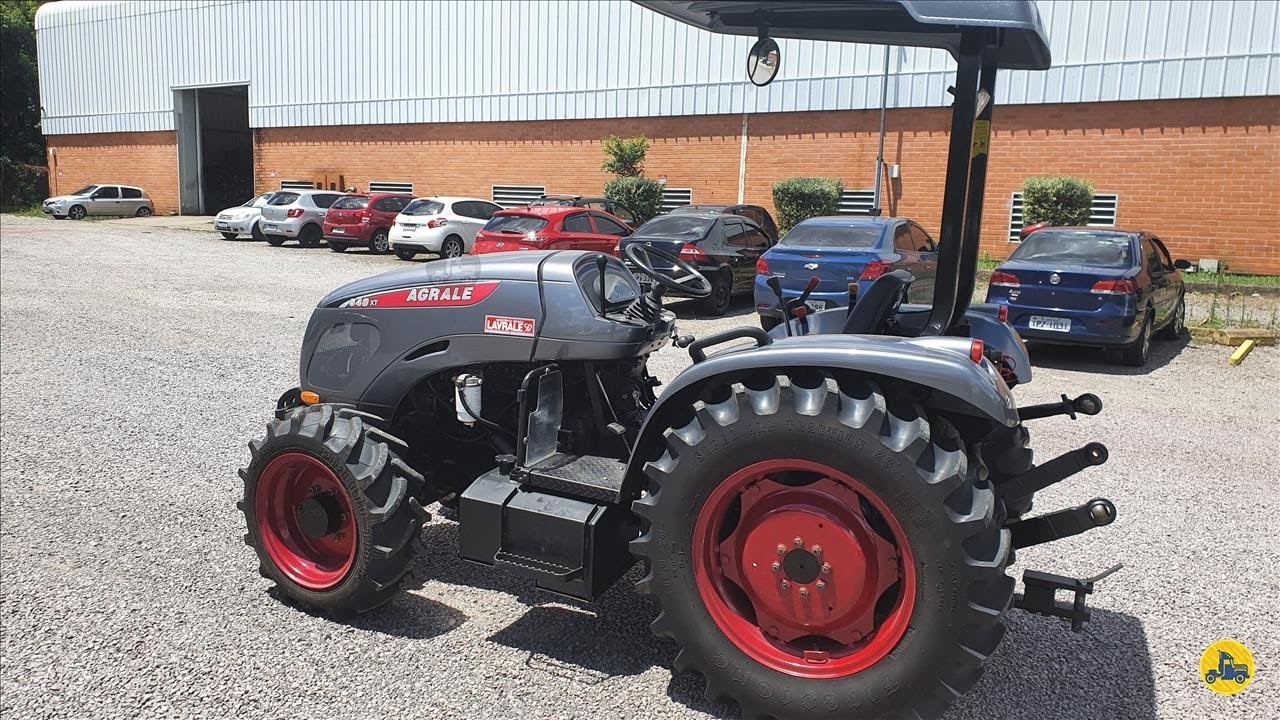 TRATORES AGRALE À VENDA A PARTIR DE 15 MIL