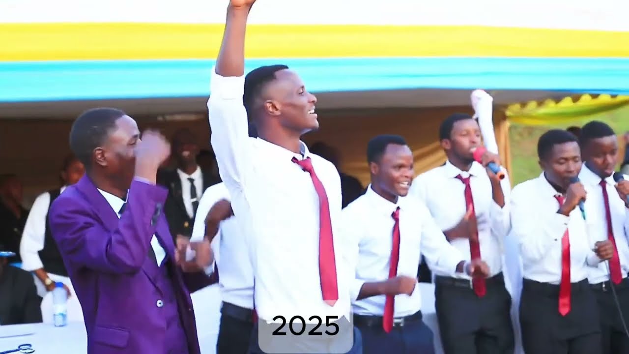Amateka adasanzwe ya Group protestant mu myaka 2 | 25 to 300+ Students | Group Protestant CUR Save