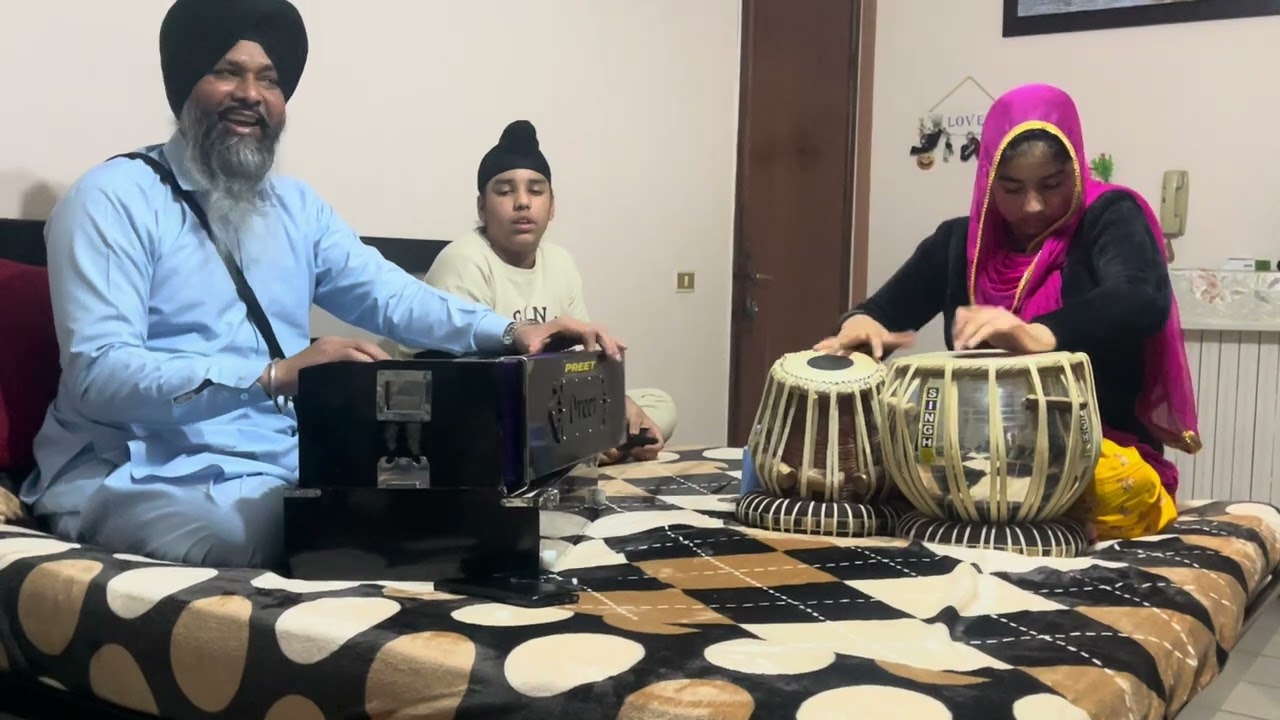 sabhe kaaj suhelre thiye guru nanak satgur thuha 🙏🏻🙏🏻🙏🏻🙏🏻🙏🏻😀😀