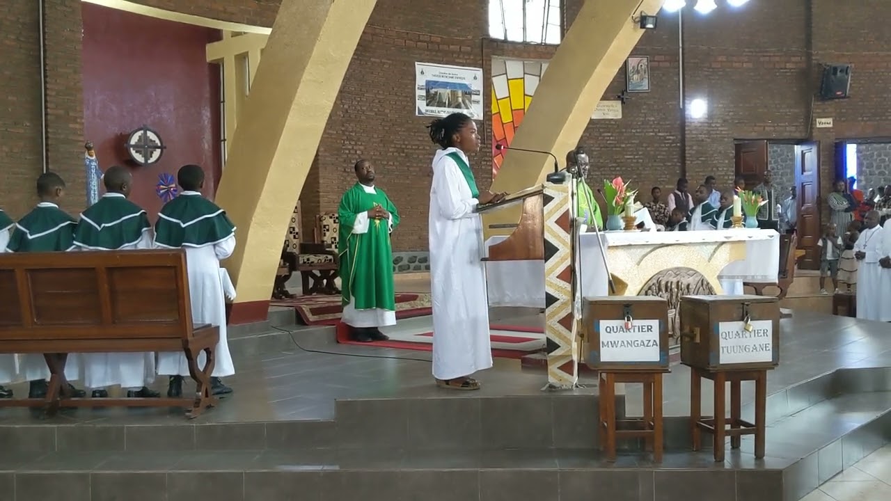 CRÉDO (MESSE DES PÈLERINS)... CHORALE SAINT AUGUSTIN/ PNDA KATOYI