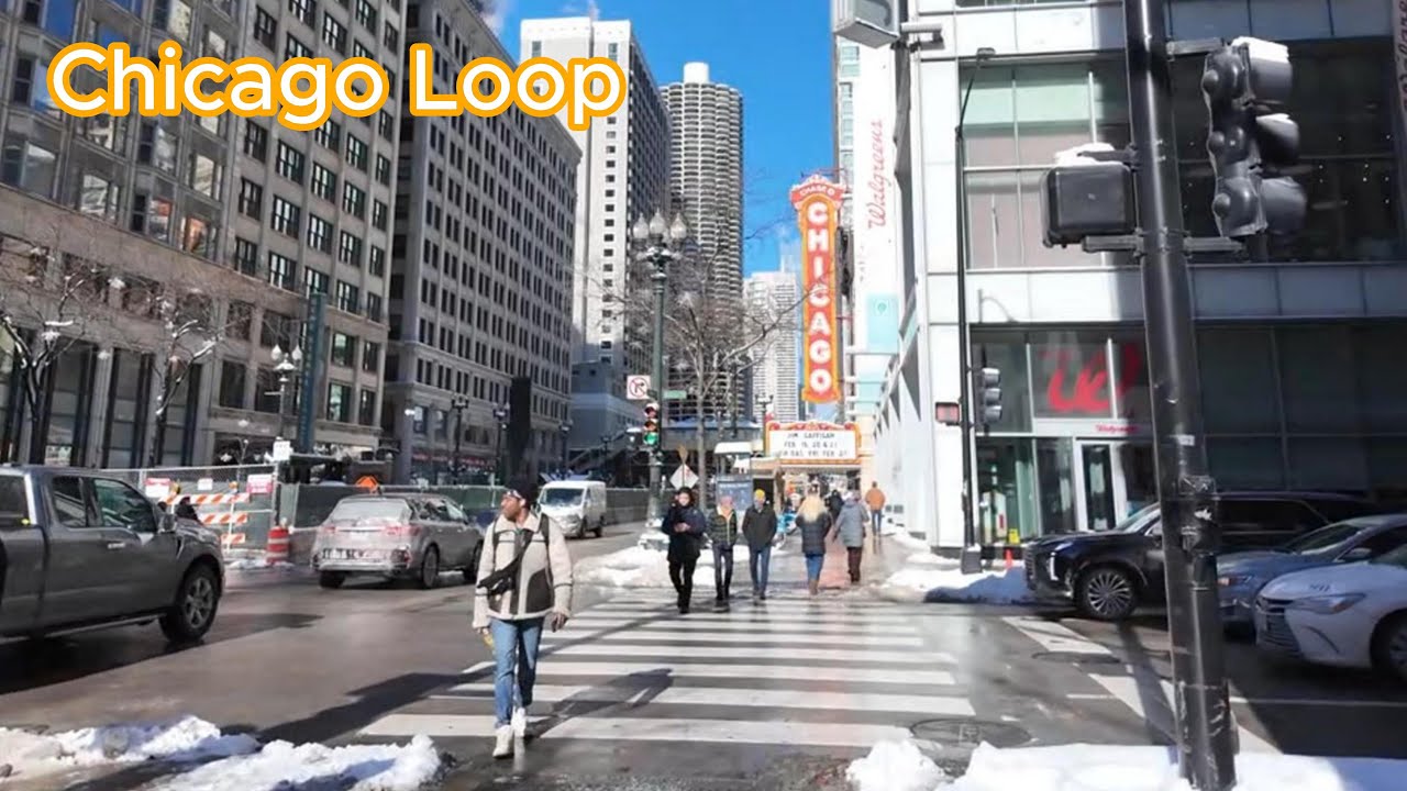 Walking from Millennium Park to the Loop