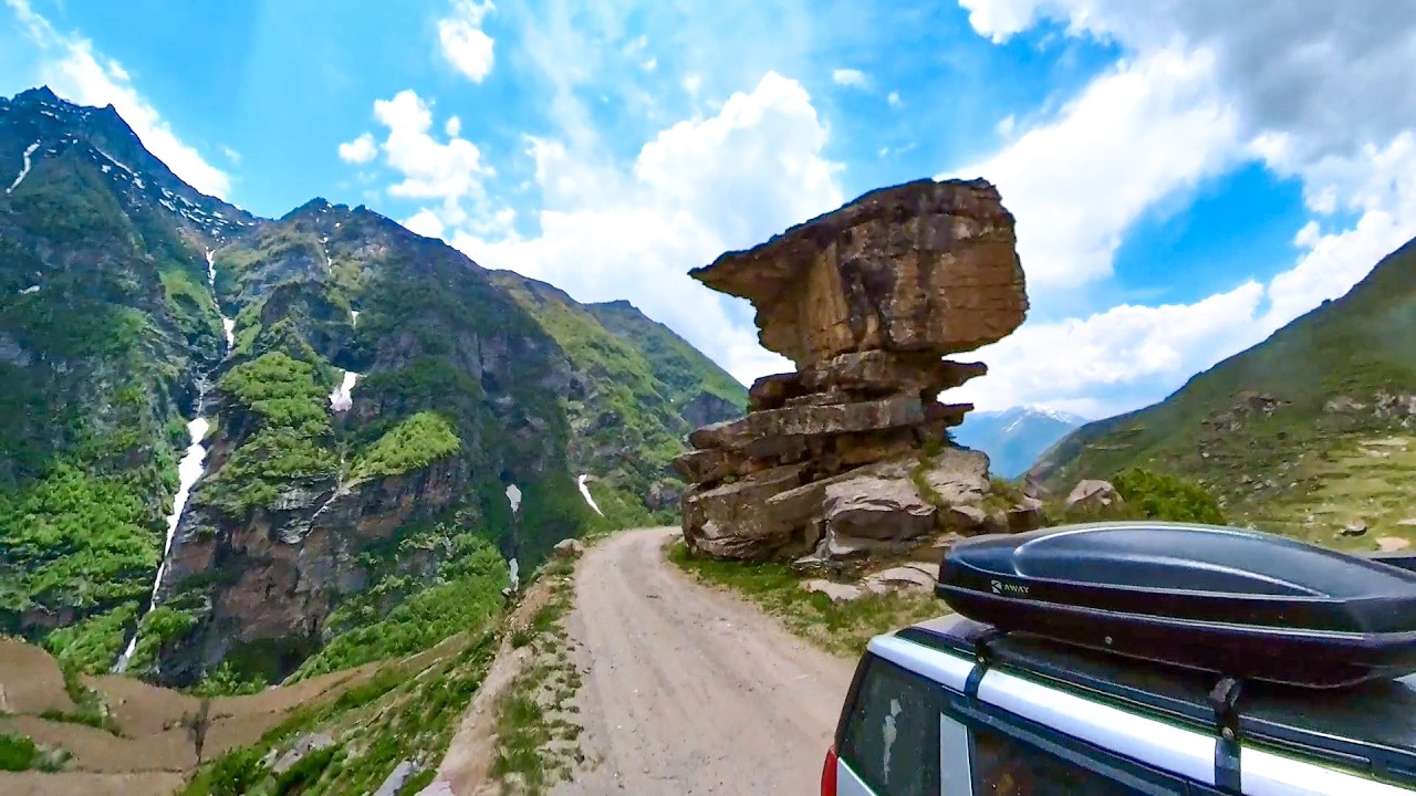 YE KAHA AA GYE HAM 😲 स्वर्ग से कम नही है ये जगह 🤗 Hidden Pangi valley