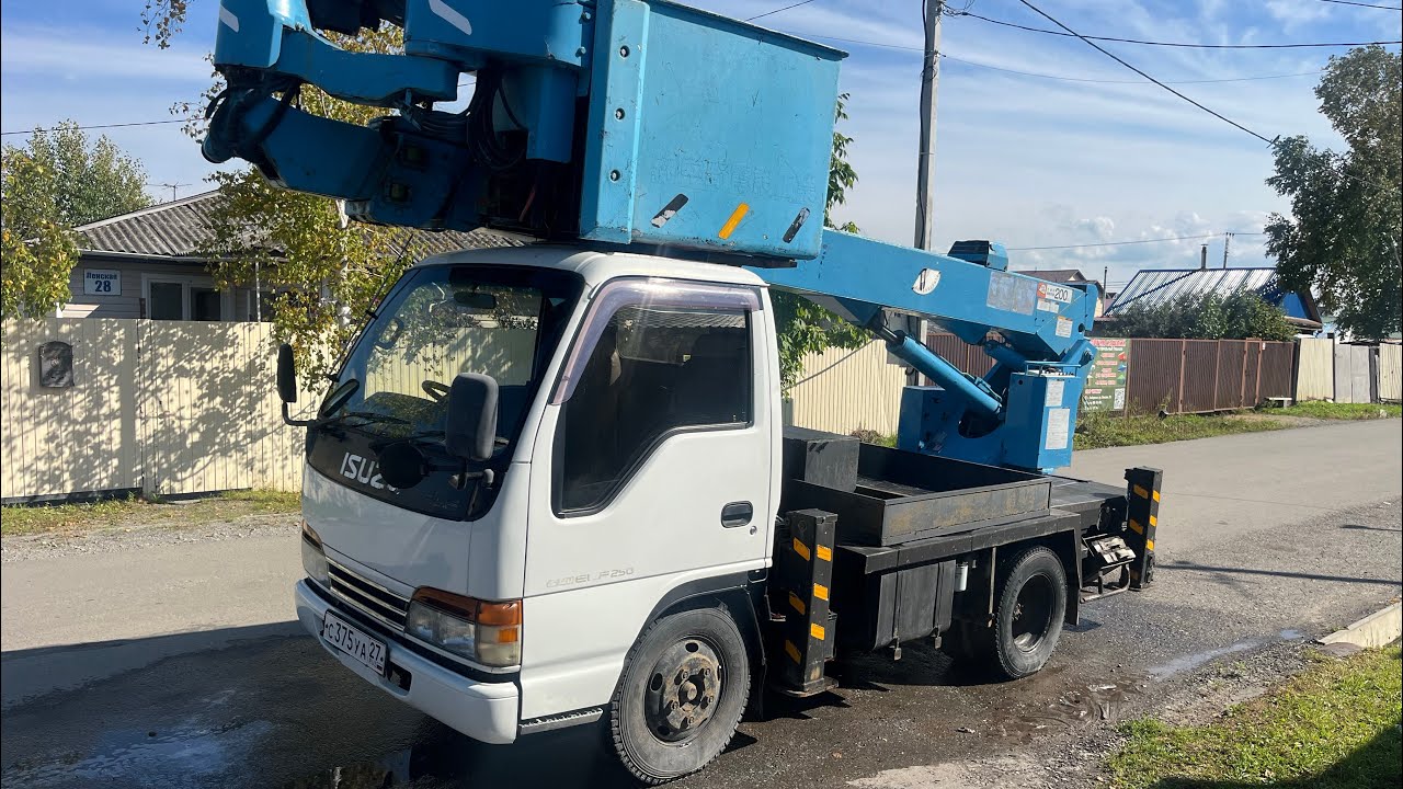 Ремонт глушилки двигателя  Isuzu Elf