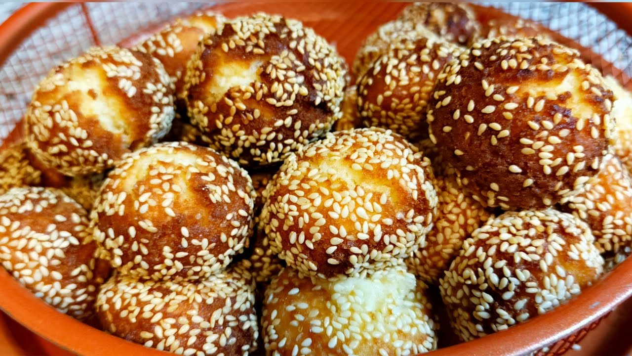 BINANGKAL FRIED BREAD WITH SESAME SEEDS (FILIPINO RECIPE) 