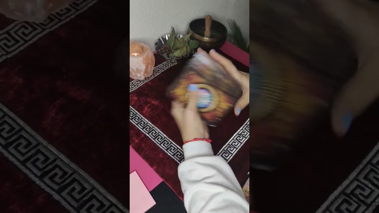 ❤️C&oacute;mo viene tu persona especial ❤️Tarot gratis -  V&iacute;deo completo en @Tarot_Madrid