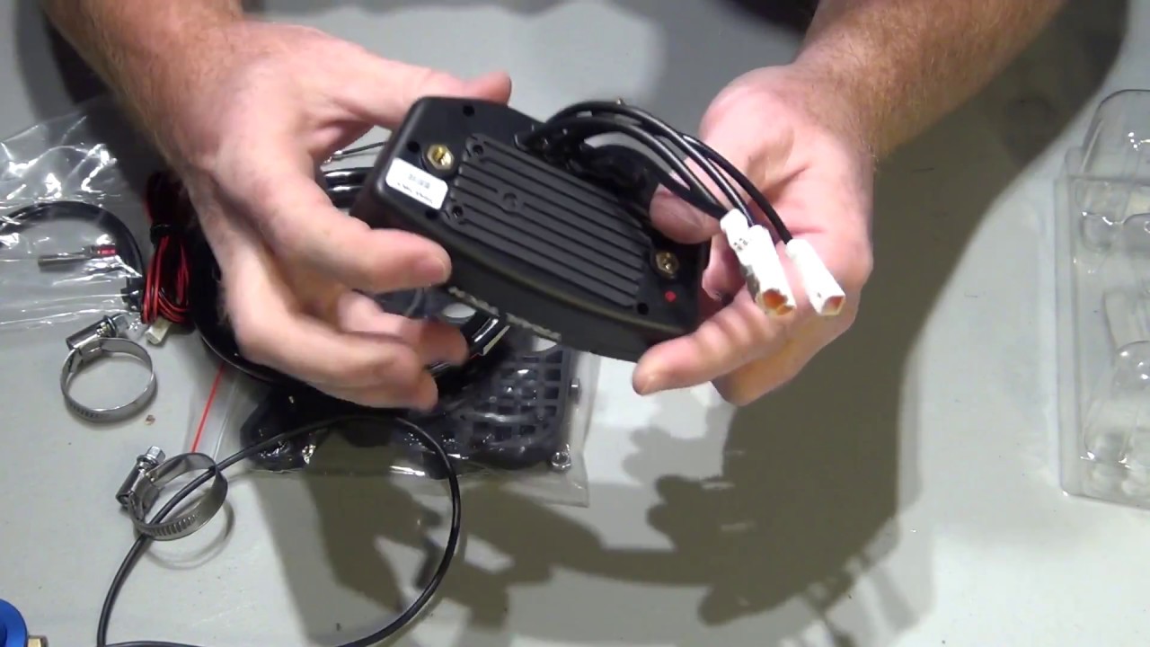 Trail Tech Voyager GPS - Motorcycle Gauge - Unboxing