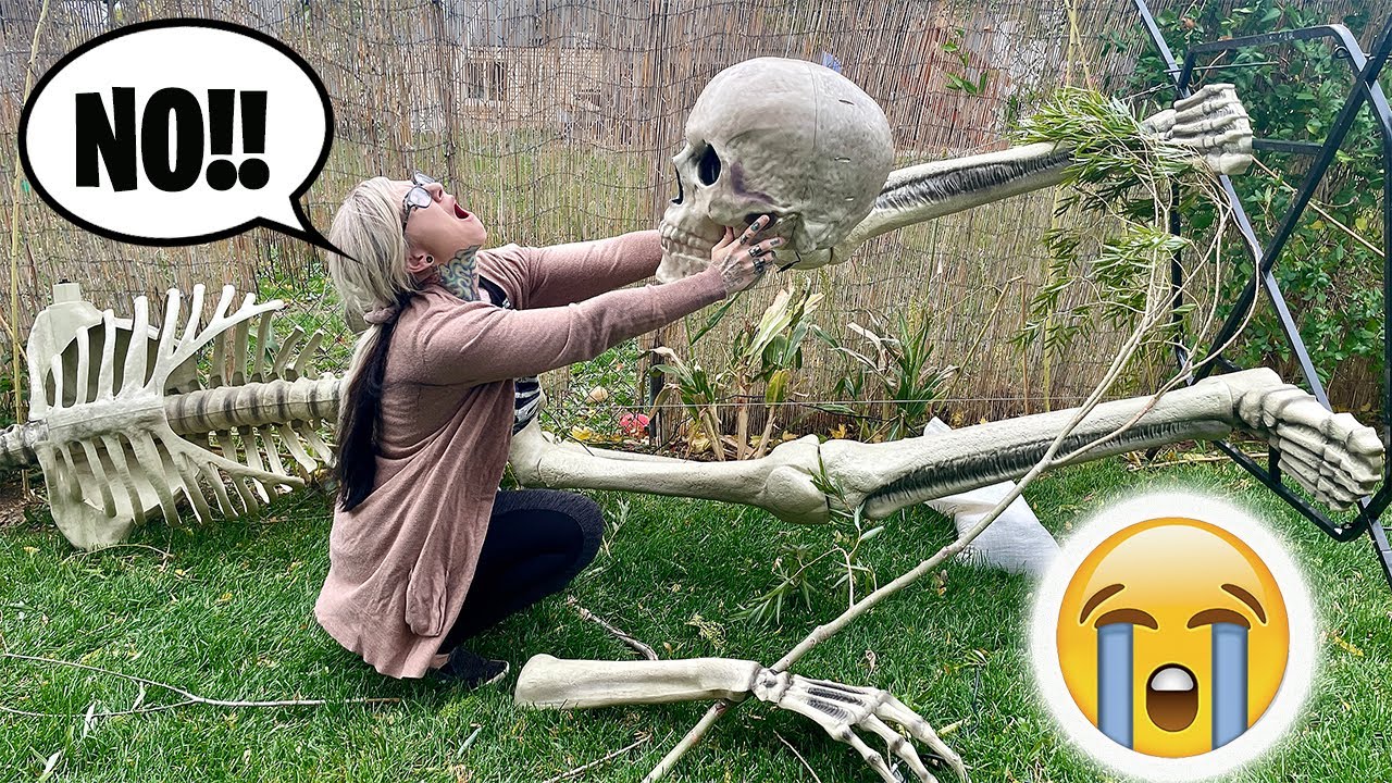 Our 12 Foot Skeleton from Home Depot Blew Over and Broke!! 😢