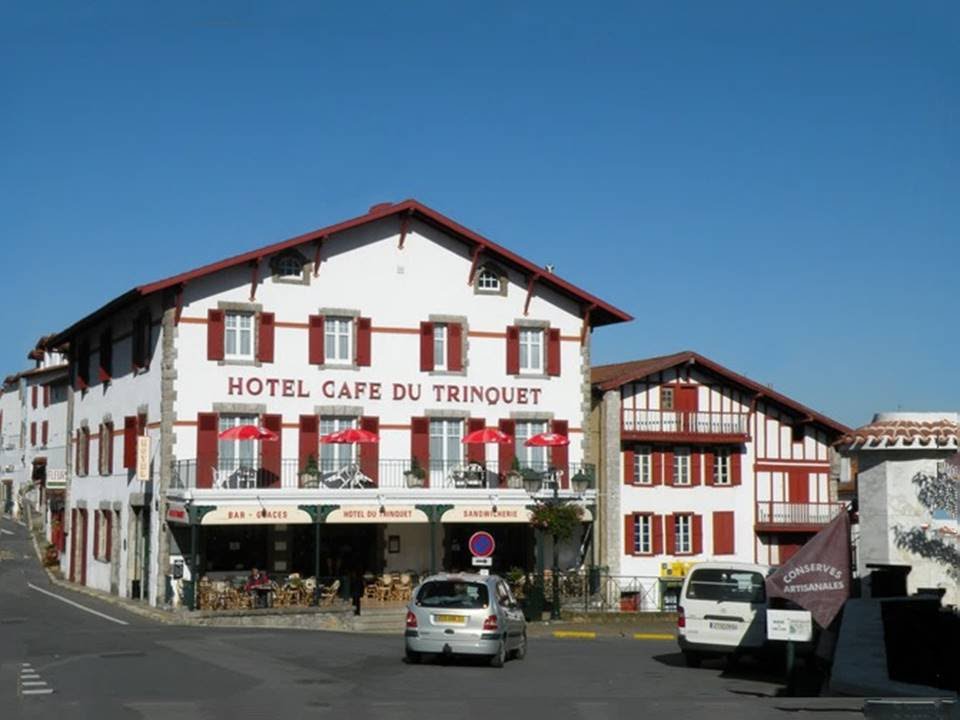CAMBO LES BAINS .  LA VILLE