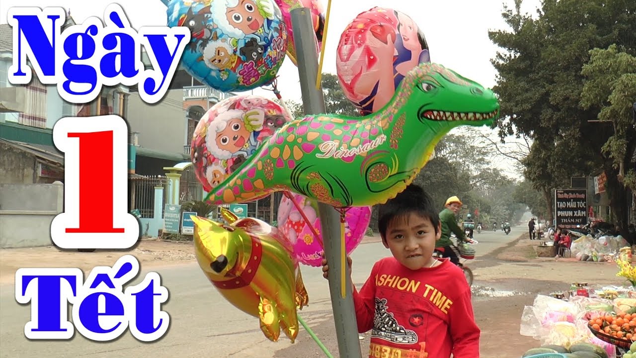 BÉ DƯƠNG BÁN BÓNG BAY NGÀY TẾT - KÊNH EM BÉ