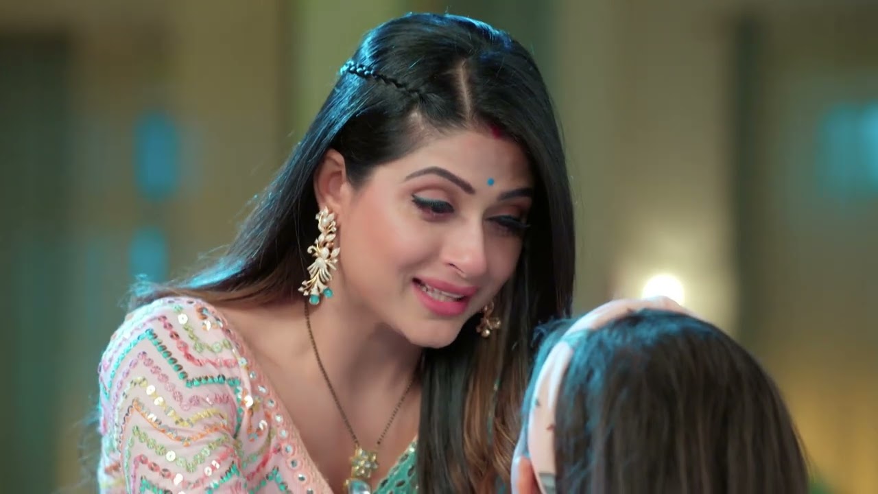 Gauri Creates a Divide Between Tara and Amrita - Sanjog - Full ep 61 - Zee TV