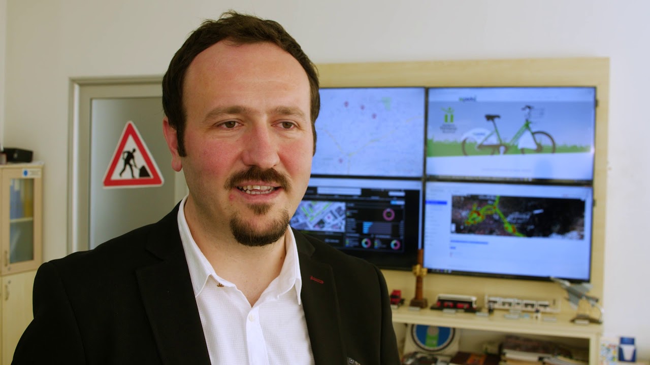 Bikes beat traffic