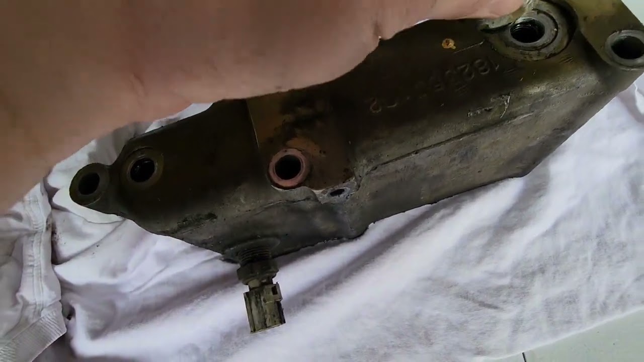 Removal of an HPOP & oil reservoir on a 1997 Ford  F250 7.3. (step by step)
