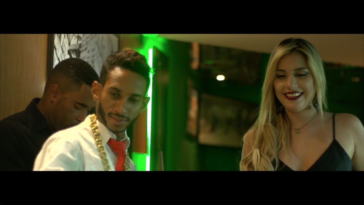 MC TOCHA - LOUCAS HIST&Oacute;RIAS - 4K - CLIPE OFICIAL