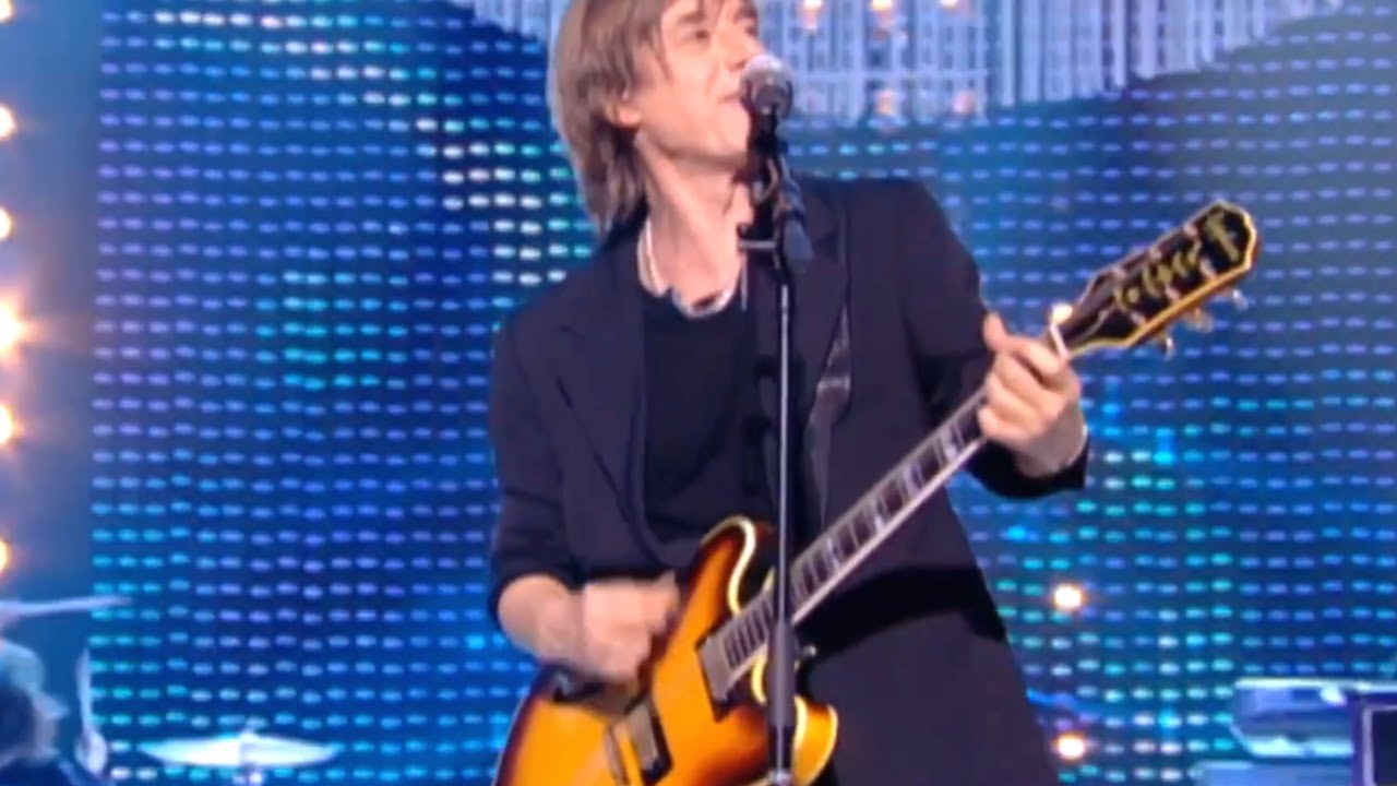 Jean-Louis Aubert chante en live 