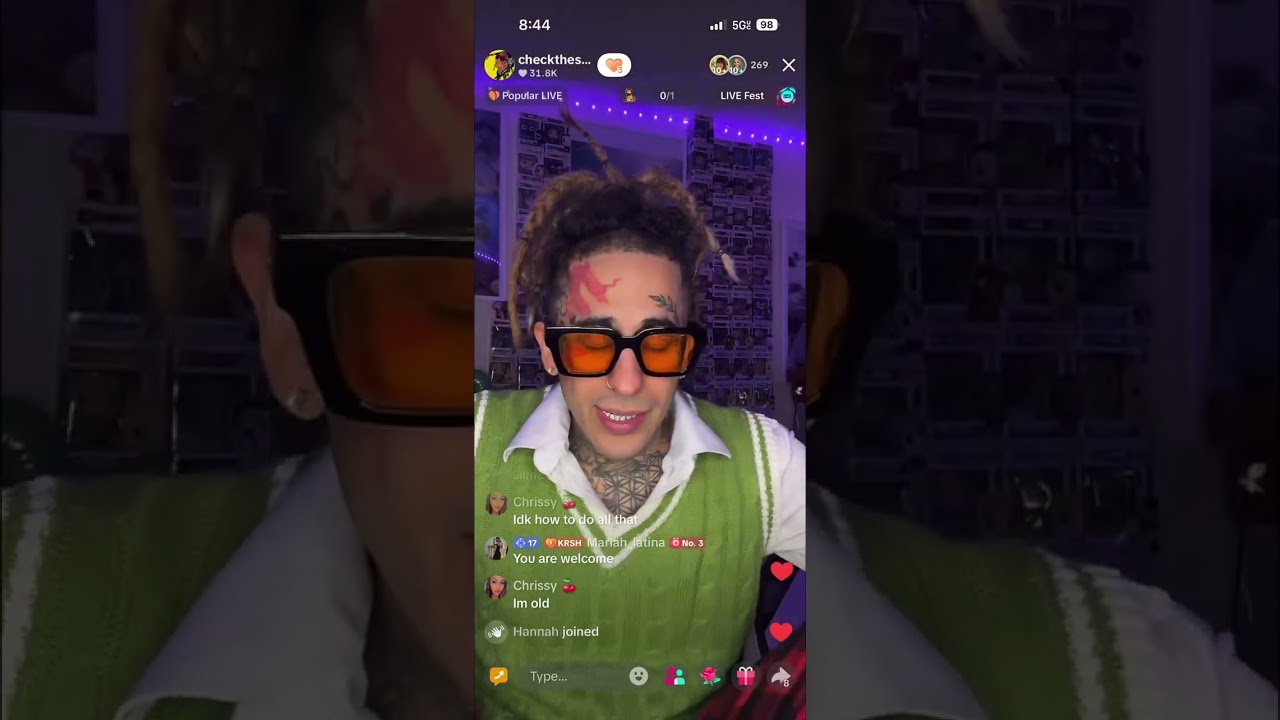 CheckTheStar отвечает на то, что Стелла вчера вечером раскрыла его личность и личность Флая.