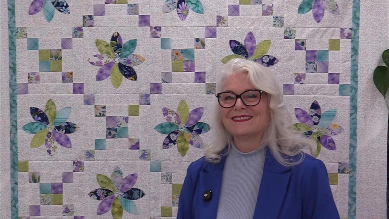 Лоскутное одеяло &laquo;Циннии&raquo; Лауры