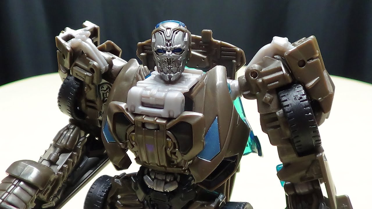 Age of Extinction Deluxe LOCKDOWN: EmGo's Transformers Reviews N' Stuff