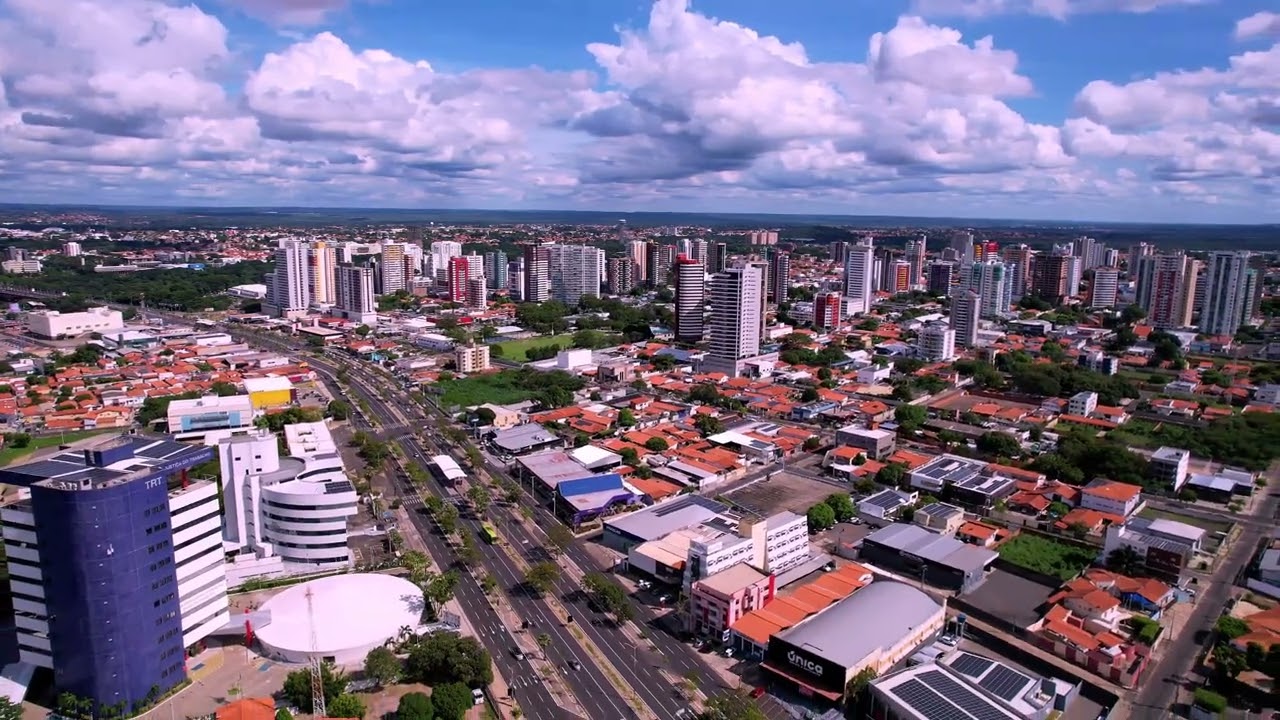 A PEQUENA NOTÁVEL