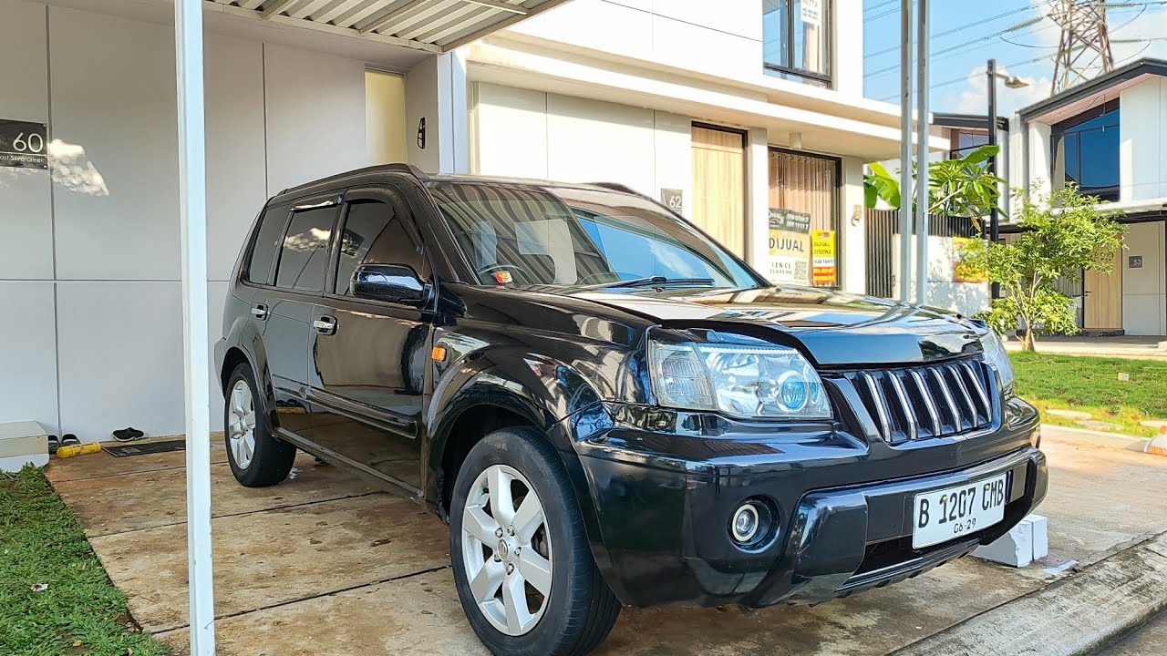 Nissan xtrail t30 2004 dijual 08112394222