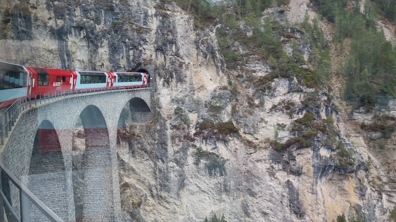 GLASS TRAIN | GLACIER EXPRESS | 2ND CLASS | SWISS TRAVEL PASS | SWITZERLAND