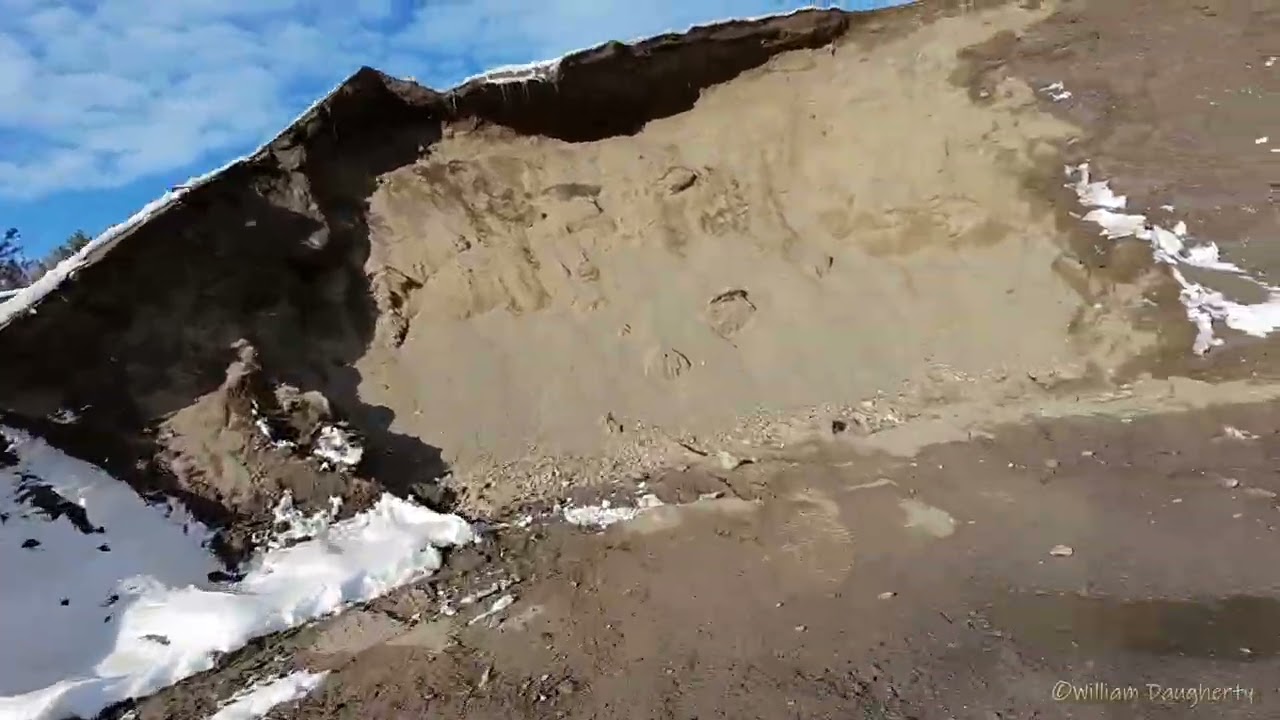 FPV at the Plainfield Town Shed - VERTIGO WARNING!