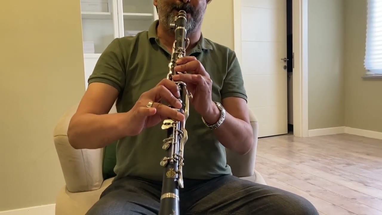Çeçen kızı… Klarnet İlhan Küçükcivan…