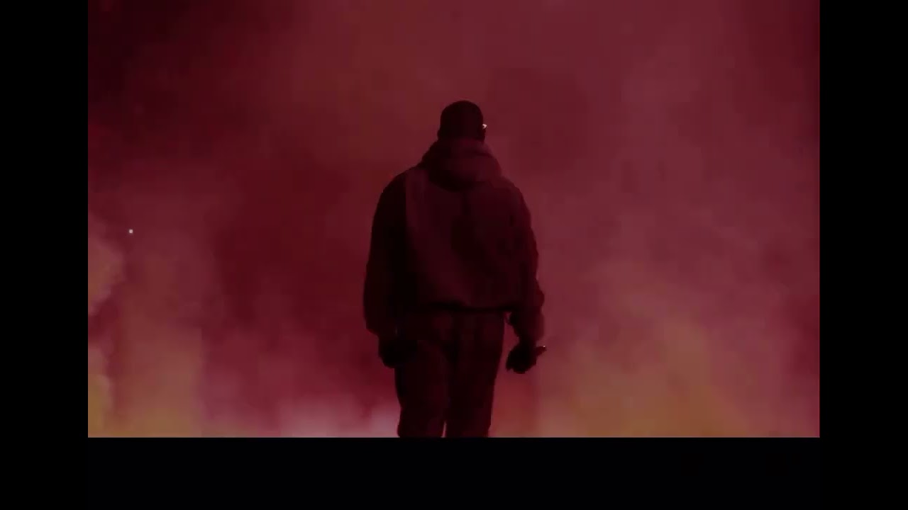 Kanye West live in Mexico 🔥