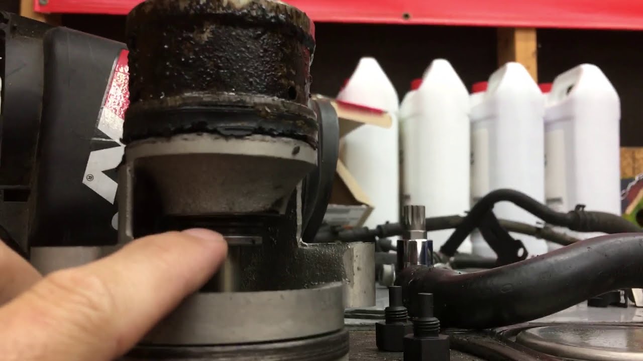 Touareg V10 Water Pump Replacement