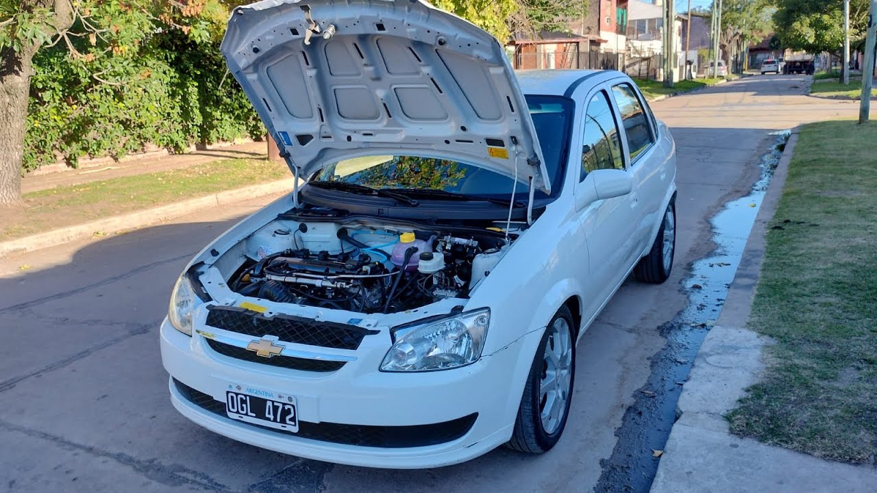 CORSA CON CAJA DE 6TA Y MOTOR 2.4 DE CAPTIVA!
