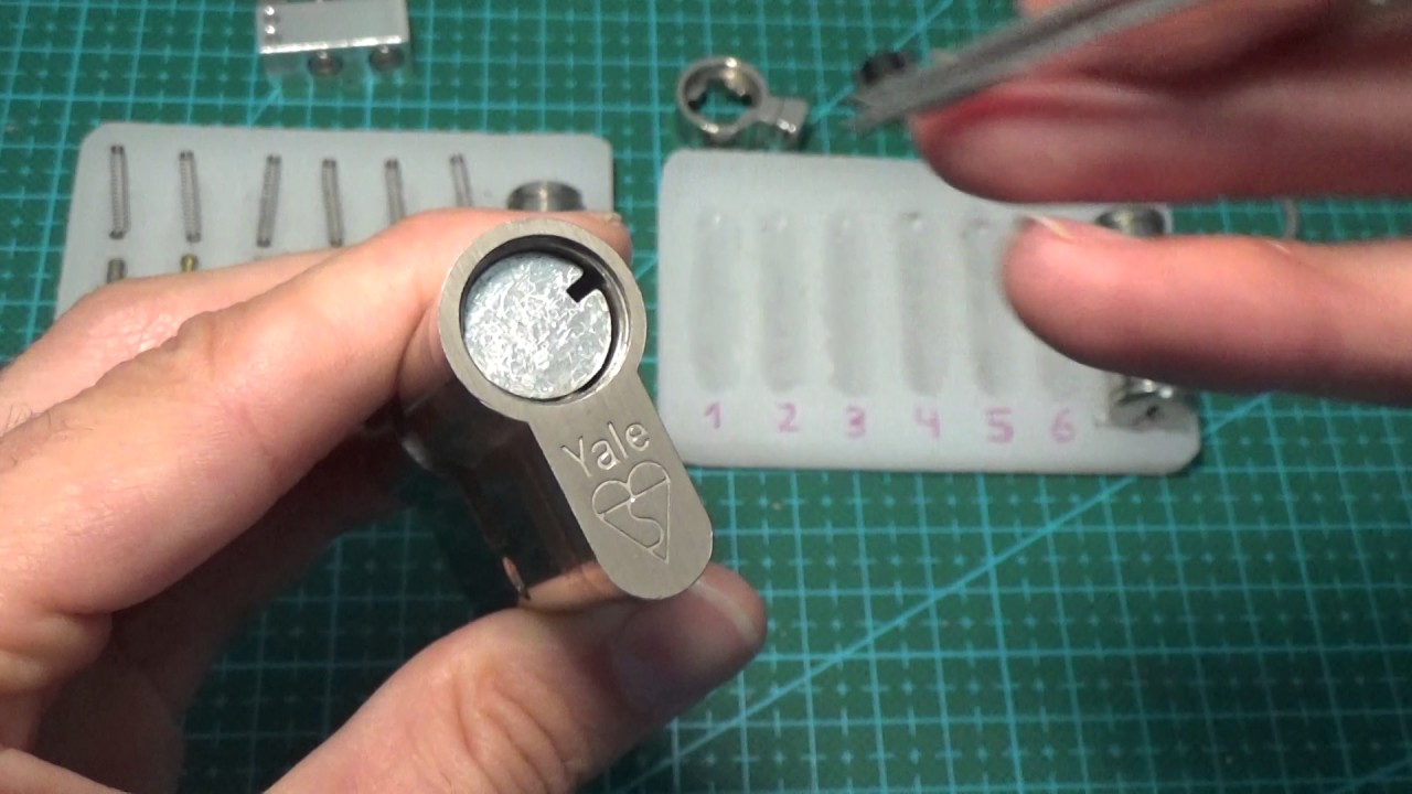 085 HOW TO REASSEMBLE A EURO PROFILE LOCK (NO PICKING VID)