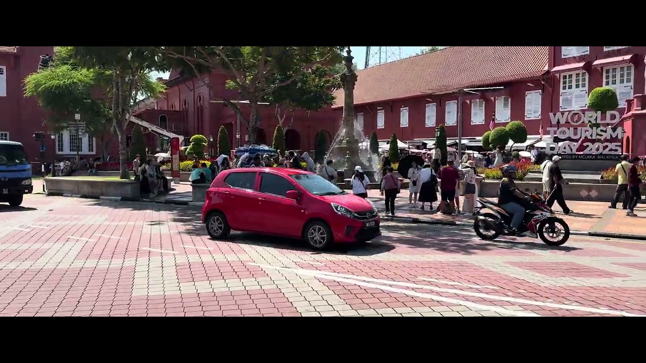 Dutch Square (Red Square), Melaka, Malaysia | No Words