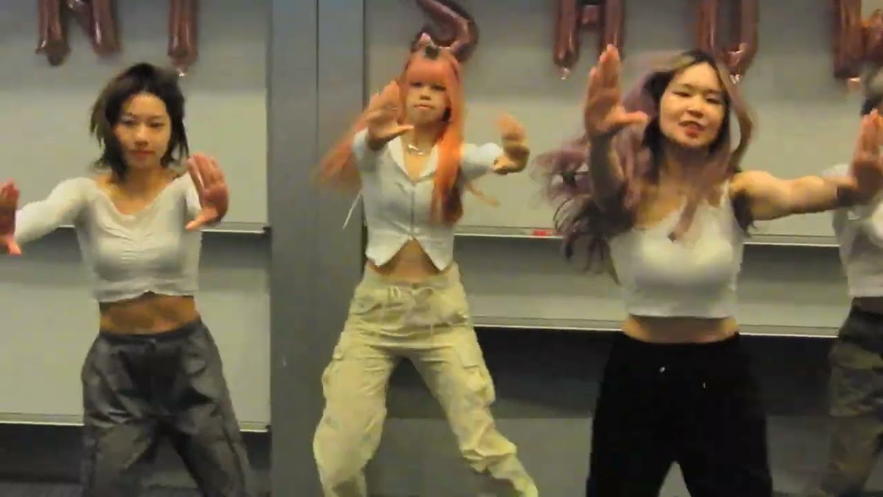 Yvoone Angie/Vaslav hk/8oclock dance/Ovovo/Super/02 DANCE HK | CUHK Valent show 2024