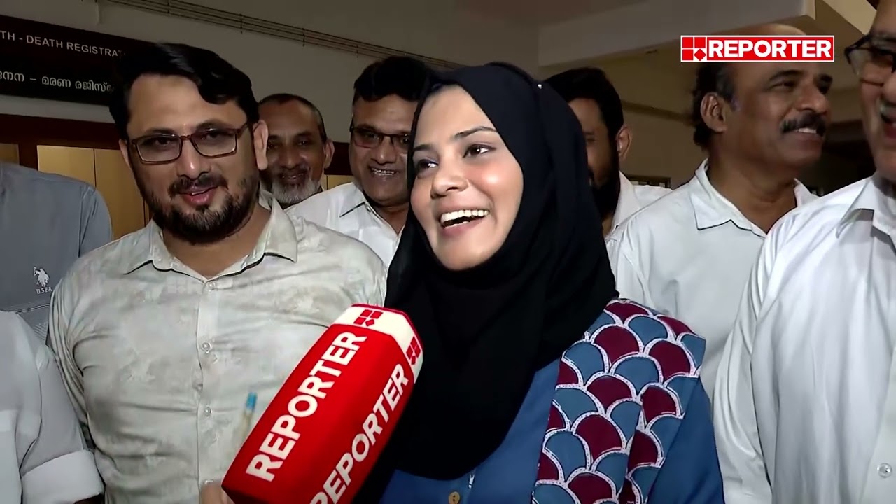 'വിറയൽ ഒന്നുമില്ല,സിഎച്ചിന്റെയും മുനീറിന്റെയും പിന്മുറക്കാരിയാകുക എന്നത് ഭാഗ്യമാണ്'; ഫാത്തിമ തഹ്‌ലിയ
