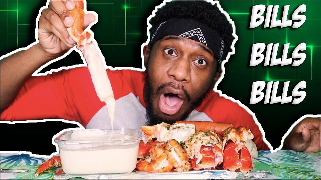 SEAFOOD BOIL MUKBANG W/ ALFREDO SAUCE | AYOOTRAVV
