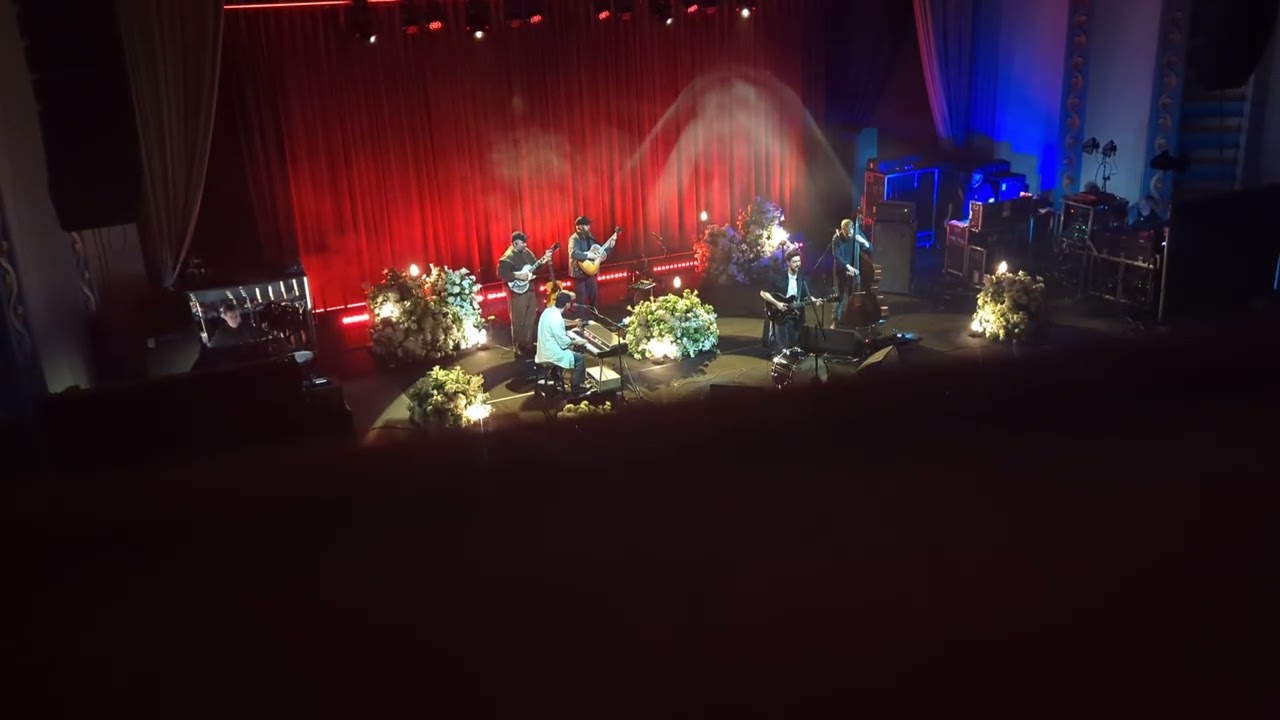 Mumford and Sons - Prizefighter - 14/02/26 - The Forum Bath UK 