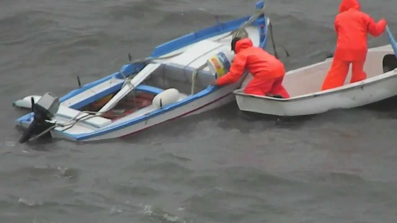 Ustica, mareggiata del 22 febbraio 2012