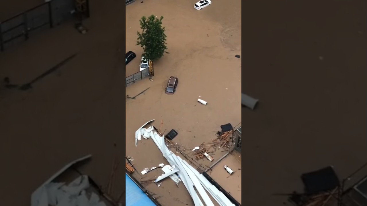 🌊 Massive Flood | Nature&rsquo;s Extreme Power #shorts #flood #disaster #nature #viral