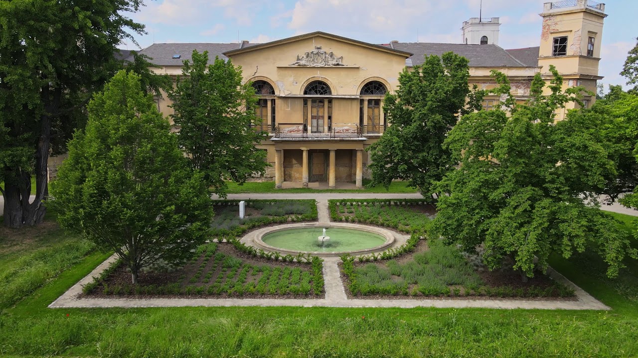 Zámecký park Veselí nad Moravou