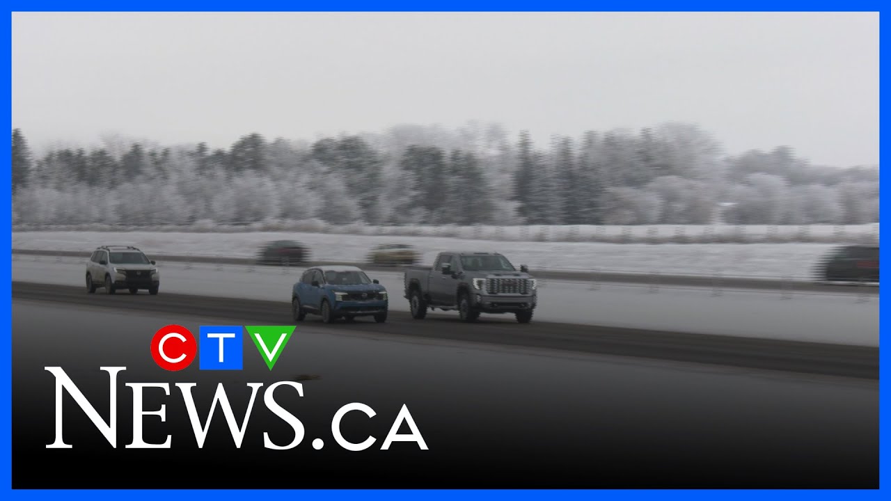 Icy roads, snowy weather impacting travel out of Edmonton