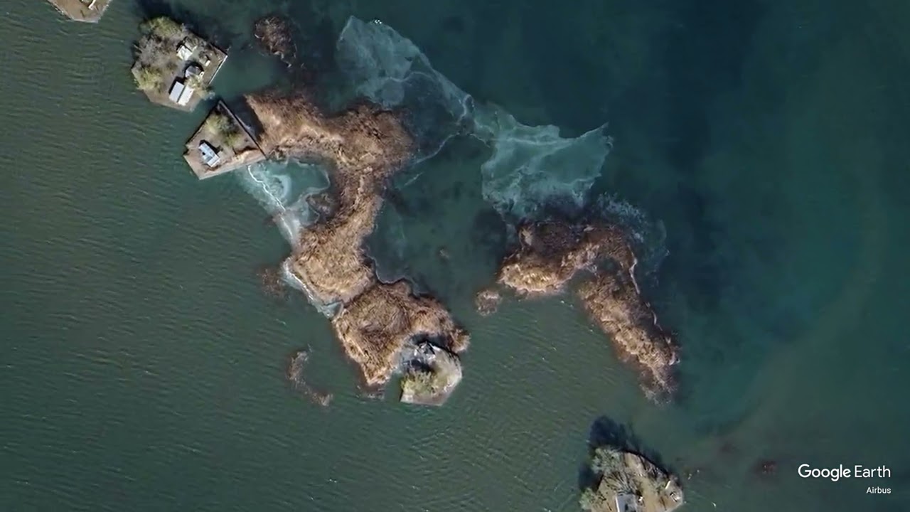 A mess of islands in the "Sixth Great Lake"