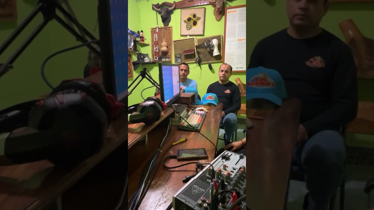 ENTREVISTA CON GRUPO LOS FERMINS