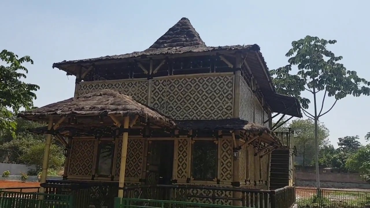 Rumah Bambu Yasfi Kota Bekasi