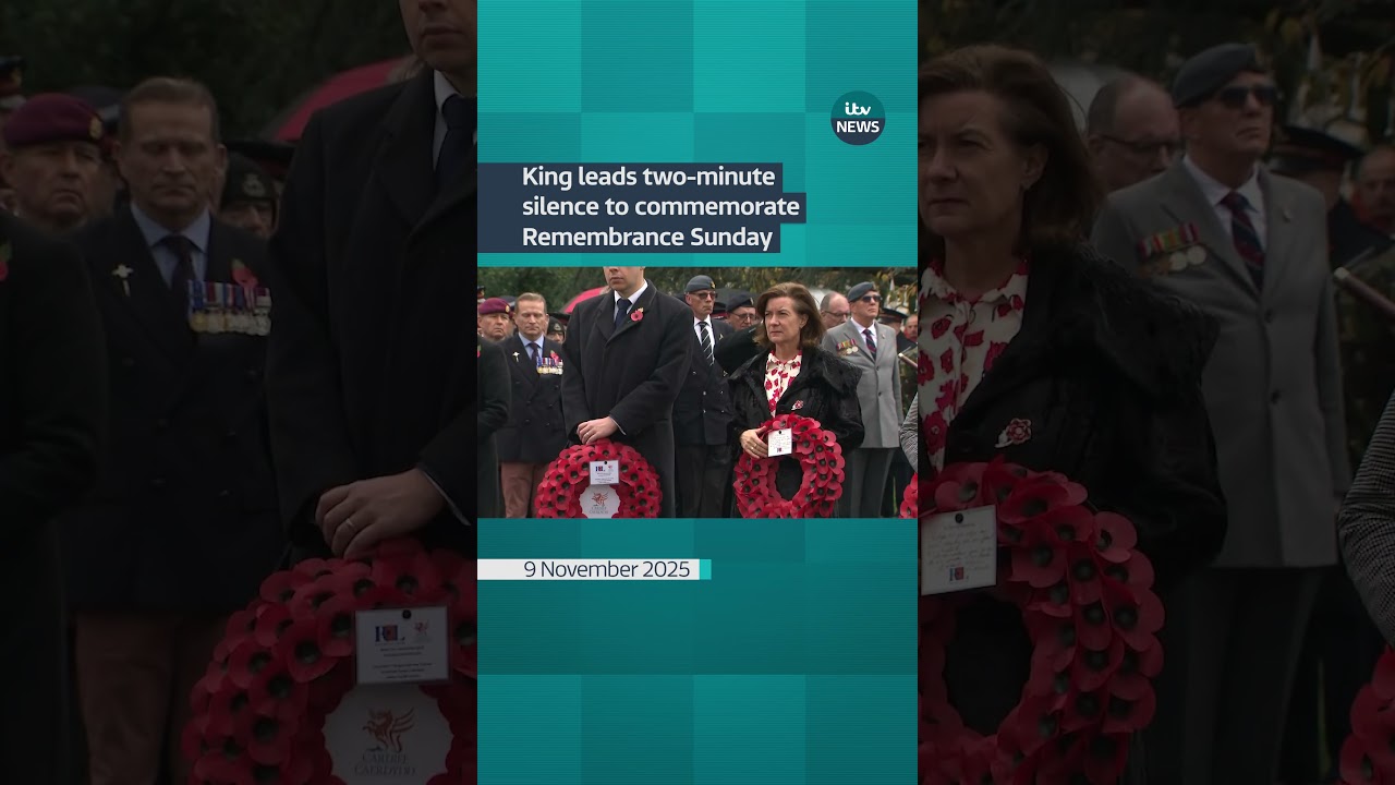 King leads two-minute silence to commemorate Remembrance Sunday 