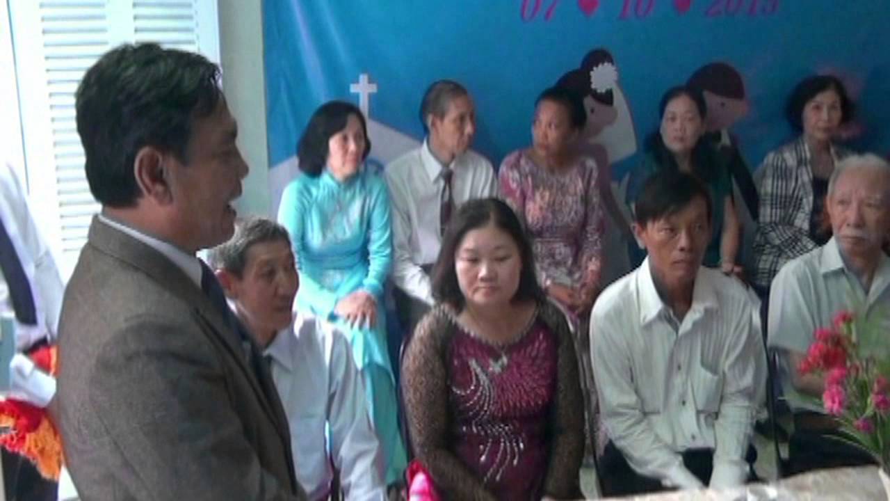 Tham khảo Nghi thức Lễ Dạm Ngõ, Dạm Hỏi , Lễ Hỏi.