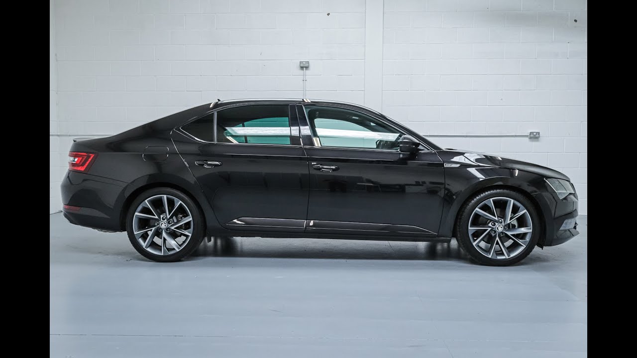 2019 Skoda Superb Sportline - Black
